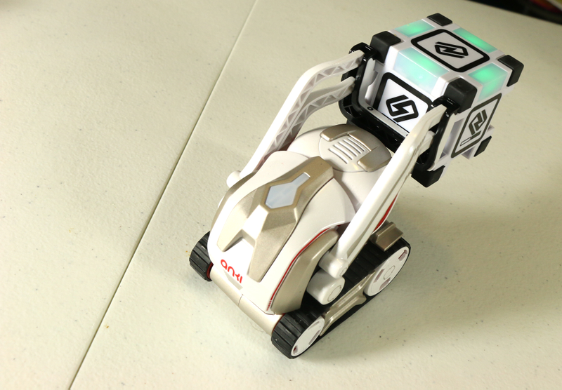 Left to his own devices, Cozmo is very hard to photograph.